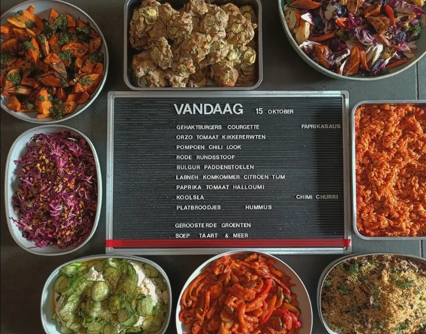 Het bord van 15 OKTOBER